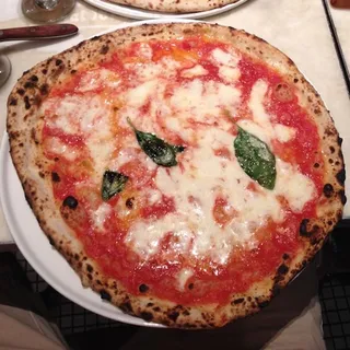 Margherita at Antica Pizzeria da Michele - Tokyo