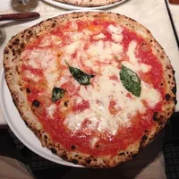 Margherita at Antica Pizzeria da Michele - Tokyo
